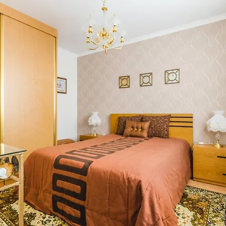 Near And Oporto * Вила-Нова-ди-Гая