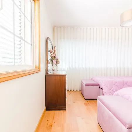 Near And Oporto Vila Nova de Gaia