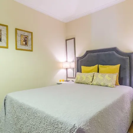 Near And Oporto * Vila Nova de Gaia