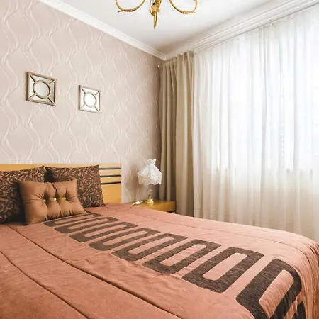 Dom wakacyjny Near And Oporto *