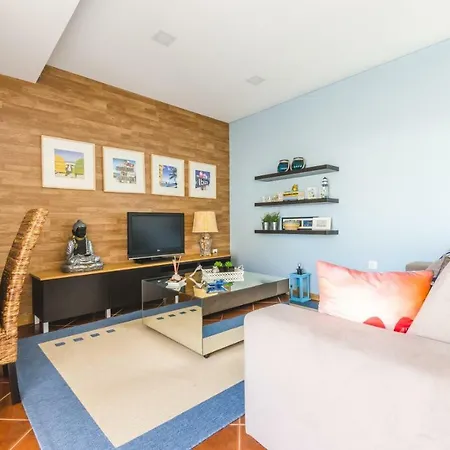 Near And Oporto Semesterbostad